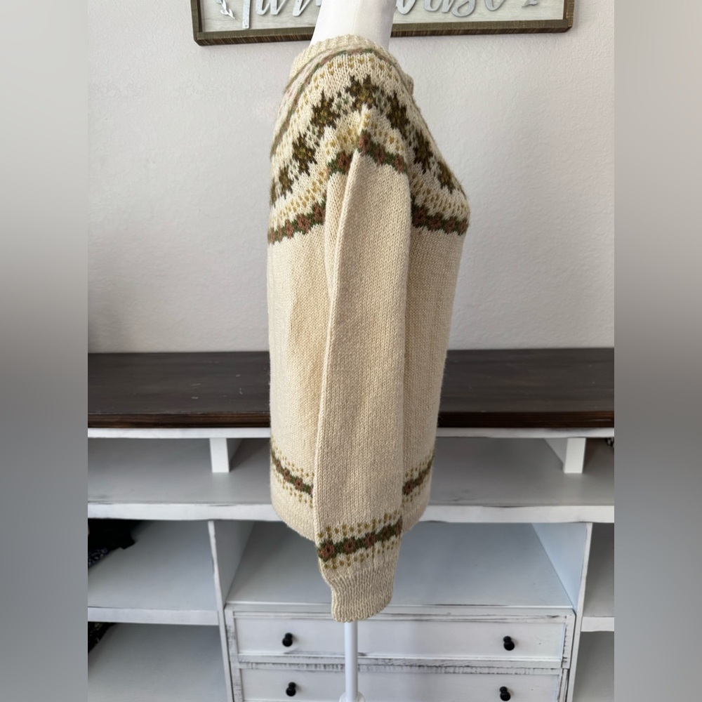 Vintage Foldal A/S HandKnit Fair Isle 100% Wool Cardigan Sweater Nordic S 3 - Picture 3 of 7